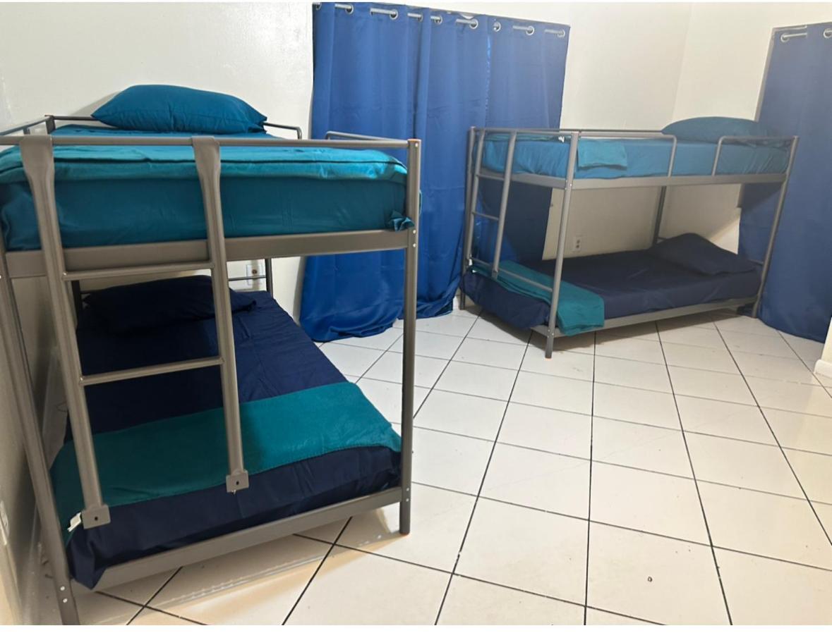 Hospedaje North Miami Eksteriør billede